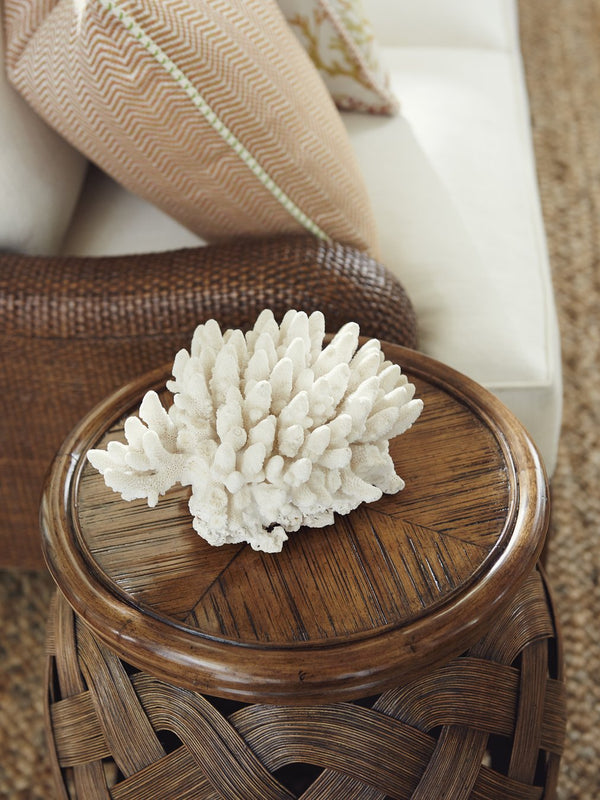 Lexington Tommy Bahama Home Hibiscus Round Accent Table - Elegant Crushed Bamboo Top & Woven Rattan Base For Coastal Living Caribbean Sunset  593-953