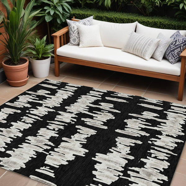 Homeroots 3' Stylish Black Ivory And Gray Striped Washable Area Rug For Indoor And Outdoor Versatility 10' X 14' Polyester 594003