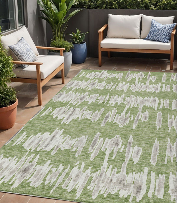 Homeroots 3' Stylish Black Ivory And Gray Striped Washable Area Rug For Indoor And Outdoor Versatility 5' X 8' Polyester 594011