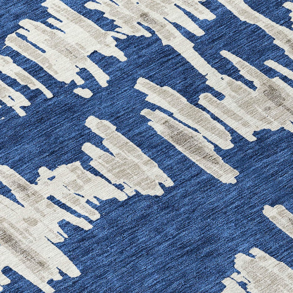 Homeroots 3' Stylish Black Ivory And Gray Striped Washable Area Rug For Indoor And Outdoor Versatility 3' X 5' Polyester 594034