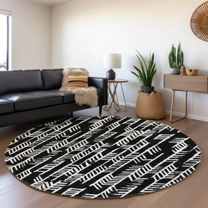 Homeroots 3' Beige And Ivory Tribal Washable Indoor Outdoor Area Rug - Durable, Stylish, Perfect For Any Space 8' Round Polyester 594078