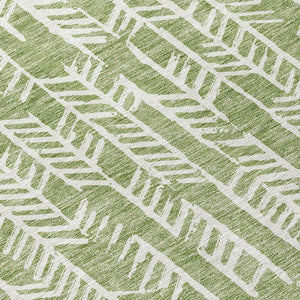 Homeroots 3' Beige And Ivory Tribal Washable Indoor Outdoor Area Rug - Durable, Stylish, Perfect For Any Space 8' Round Polyester 594102