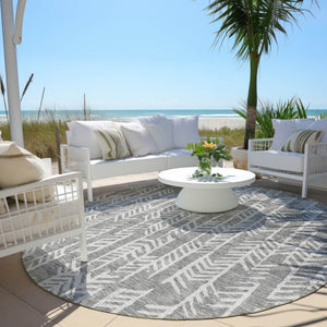 Homeroots 3' Beige And Ivory Tribal Washable Indoor Outdoor Area Rug - Durable, Stylish, Perfect For Any Space 8' Round Polyester 594108