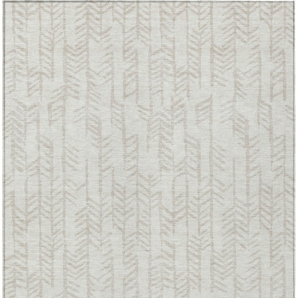 Homeroots 3' Beige And Ivory Tribal Washable Indoor Outdoor Area Rug - Durable, Stylish, Perfect For Any Space 3' X 5' Polyester 594112