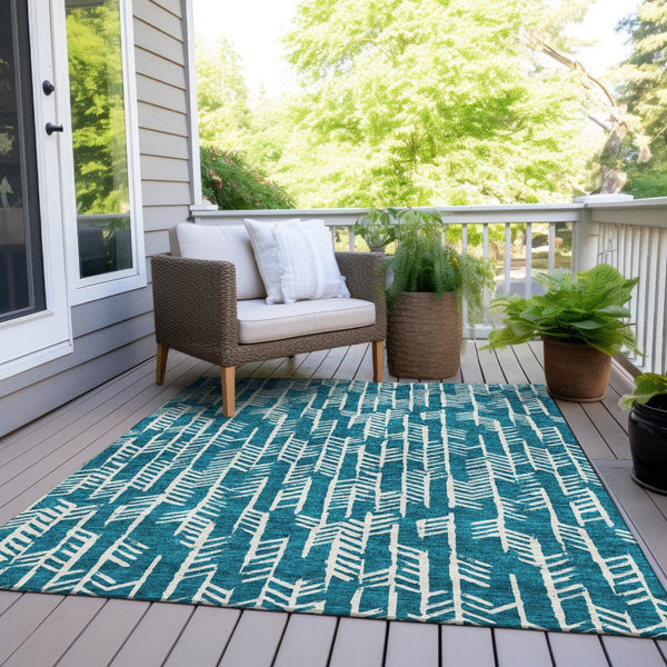 Homeroots 3' Beige And Ivory Tribal Washable Indoor Outdoor Area Rug - Durable, Stylish, Perfect For Any Space 3' X 5' Polyester 594136