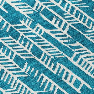 Homeroots 3' Beige And Ivory Tribal Washable Indoor Outdoor Area Rug - Durable, Stylish, Perfect For Any Space 8' Round Polyester 594138