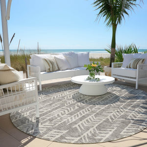 Homeroots 3' Beige And Ivory Tribal Washable Indoor Outdoor Area Rug - Durable, Stylish, Perfect For Any Space 8' Round Polyester 594144