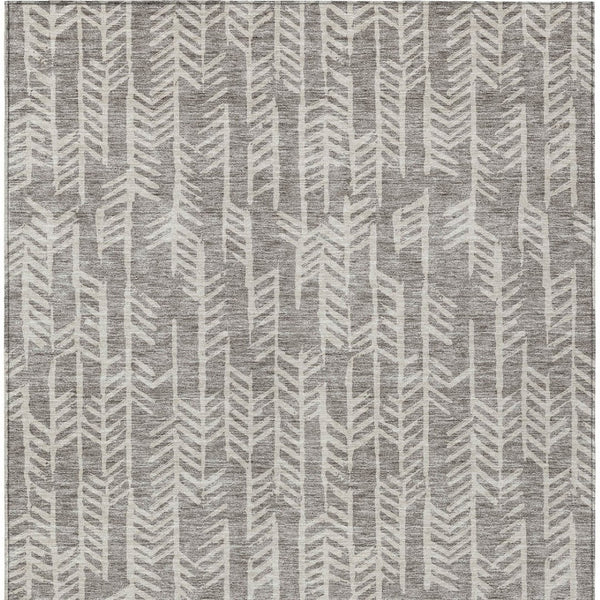 Homeroots 3' Beige And Ivory Tribal Washable Indoor Outdoor Area Rug - Durable, Stylish, Perfect For Any Space 9' X 12' Polyester 594146