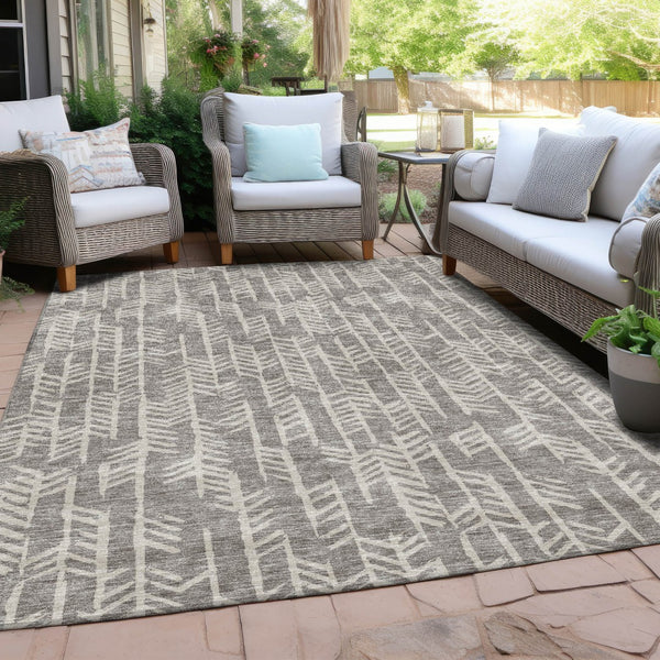 Homeroots 3' Beige And Ivory Tribal Washable Indoor Outdoor Area Rug - Durable, Stylish, Perfect For Any Space 10' X 14' Polyester 594147