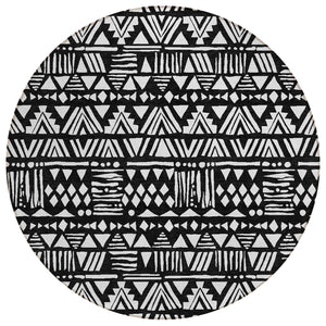 HomeRoots 5' Black and Ivory Southwestern Area Rug – Stylish, Washable Design for Indoor and Outdoor Spaces 8' Round 594150