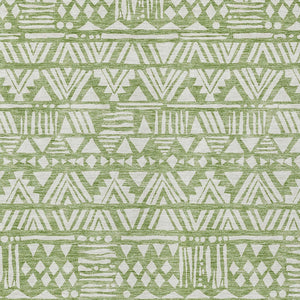 Homeroots 3' Black And Ivory Southwestern Washable Area Rug - Stylish Indoor/Outdoor Design For Any Space 3' X 5' Polyester 594166