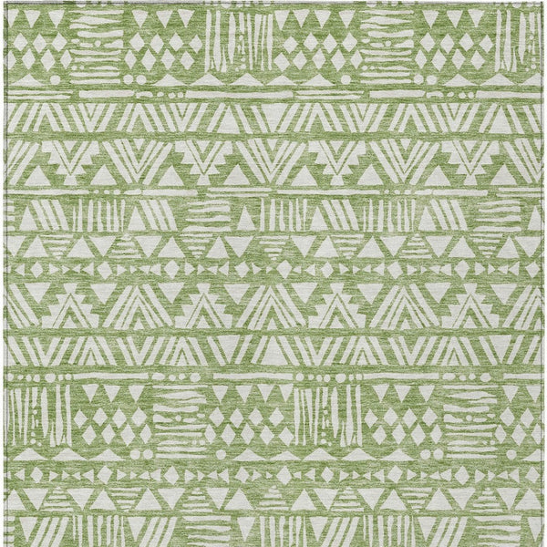 Homeroots 3' Black And Ivory Southwestern Washable Area Rug - Stylish Indoor/Outdoor Design For Any Space 3' X 5' Polyester 594166