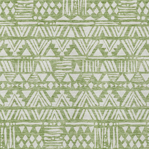 Homeroots 3' Black And Ivory Southwestern Washable Area Rug - Stylish Indoor/Outdoor Design For Any Space 5' X 8' Polyester 594167