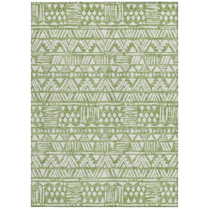 Homeroots 3' Black And Ivory Southwestern Washable Area Rug - Stylish Indoor/Outdoor Design For Any Space 9' X 12' Polyester 594170