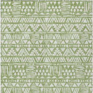 Homeroots 3' Black And Ivory Southwestern Washable Area Rug - Stylish Indoor/Outdoor Design For Any Space 10' X 14' Polyester 594171