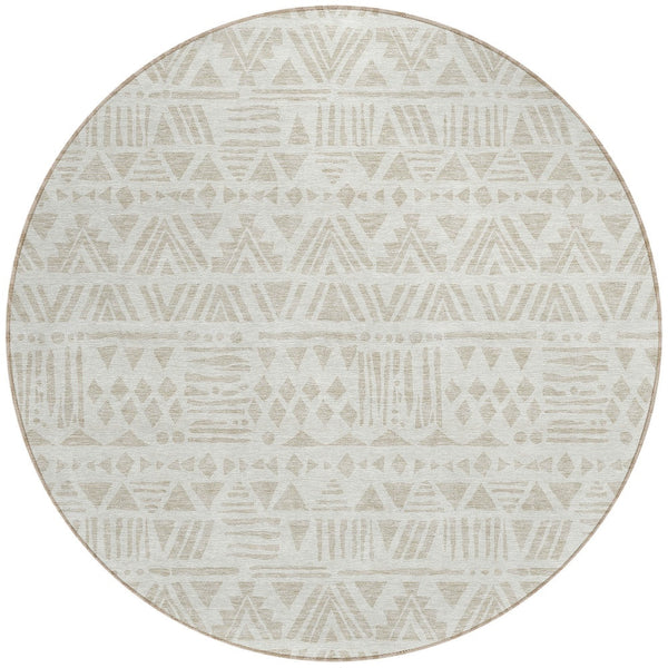 Homeroots 3' Black And Ivory Southwestern Washable Area Rug - Stylish Indoor/Outdoor Design For Any Space 8' Round Polyester 594174