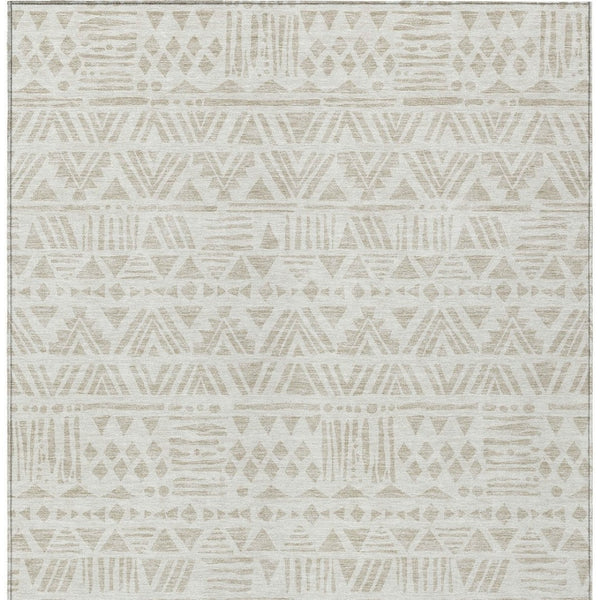 Homeroots 3' Black And Ivory Southwestern Washable Area Rug - Stylish Indoor/Outdoor Design For Any Space 8' X 10' Polyester 594175