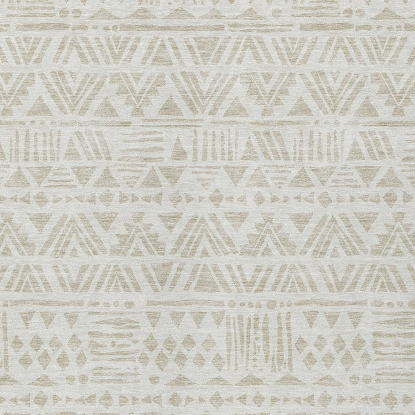 Homeroots 3' Black And Ivory Southwestern Washable Area Rug - Stylish Indoor/Outdoor Design For Any Space 8' X 10' Polyester 594175