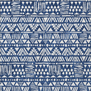 Homeroots 3' Black And Ivory Southwestern Washable Area Rug - Stylish Indoor/Outdoor Design For Any Space 10' X 14' Polyester 594183