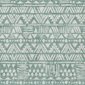 Homeroots 3' Black And Ivory Southwestern Washable Area Rug - Stylish Indoor/Outdoor Design For Any Space 3' X 5' Polyester 594184