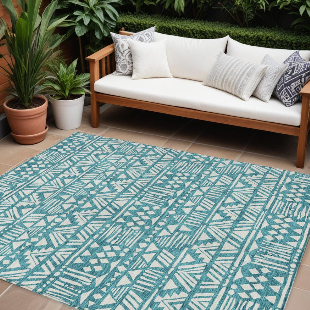 HomeRoots 9' Teal Blue and Ivory Southwestern Area Rug - Stylish Indoor Outdoor Geometric Design for Any Space 9' X 12' 594194