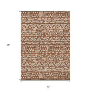 Homeroots 3' Black And Ivory Southwestern Washable Area Rug - Stylish Indoor/Outdoor Design For Any Space 3' X 5' Polyester 594196