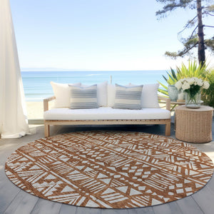 Homeroots 3' Black And Ivory Southwestern Washable Area Rug - Stylish Indoor/Outdoor Design For Any Space 8' Round Polyester 594198
