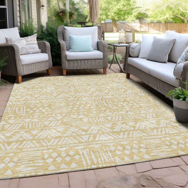 Homeroots 3' Black And Ivory Southwestern Washable Area Rug - Stylish Indoor/Outdoor Design For Any Space 3' X 5' Polyester 594202