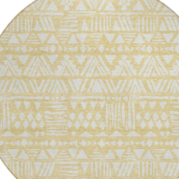 Homeroots 3' Black And Ivory Southwestern Washable Area Rug - Stylish Indoor/Outdoor Design For Any Space 8' Round Polyester 594204