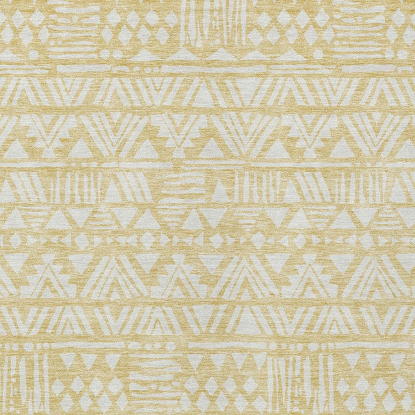 Homeroots 3' Black And Ivory Southwestern Washable Area Rug - Stylish Indoor/Outdoor Design For Any Space 9' X 12' Polyester 594206