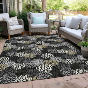 Homeroots 3' Beige Green And Ivory Polka Dot Washable Area Rug - Perfect For Indoor Or Outdoor Spaces! 5' X 8' Polyester 594215