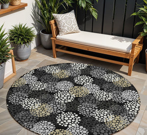 Homeroots 3' Beige Green And Ivory Polka Dot Washable Area Rug - Perfect For Indoor Or Outdoor Spaces! 8' Round Polyester 594216