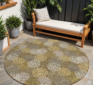 Homeroots 3' Beige Green And Ivory Polka Dot Washable Area Rug - Perfect For Indoor Or Outdoor Spaces! 8' Round Polyester 594222