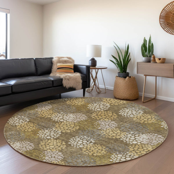 Homeroots 3' Beige Green And Ivory Polka Dot Washable Area Rug - Perfect For Indoor Or Outdoor Spaces! 8' Round Polyester 594222
