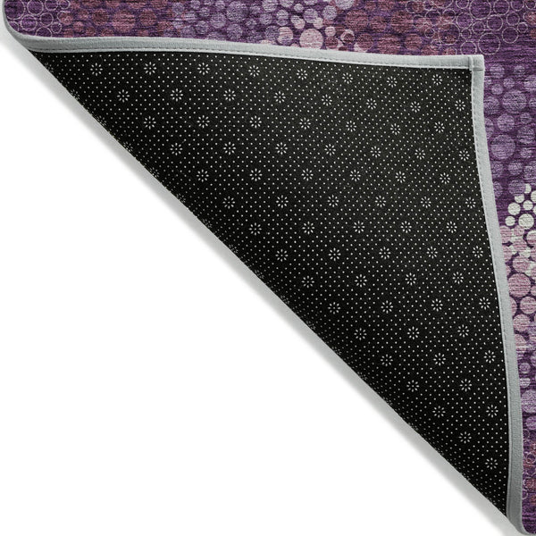 Homeroots 3' Beige Green And Ivory Polka Dot Washable Area Rug - Perfect For Indoor Or Outdoor Spaces! 3' X 5' Polyester 594226