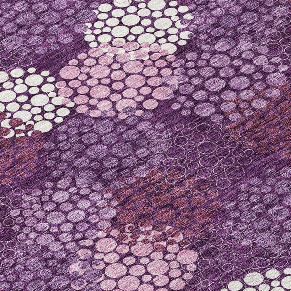 Homeroots 3' Beige Green And Ivory Polka Dot Washable Area Rug - Perfect For Indoor Or Outdoor Spaces! 5' X 8' Polyester 594227