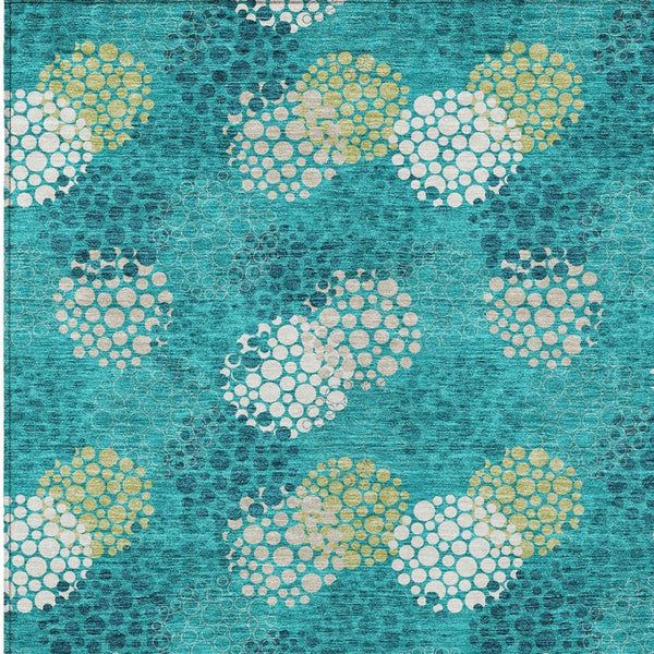 Homeroots 3' Beige Green And Ivory Polka Dot Washable Area Rug - Perfect For Indoor Or Outdoor Spaces! 5' X 8' Polyester 594233