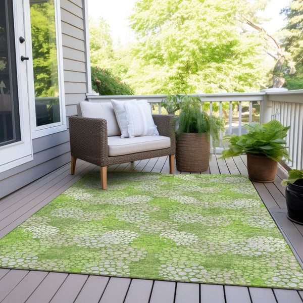 Homeroots 3' Beige Green And Ivory Polka Dot Washable Area Rug - Perfect For Indoor Or Outdoor Spaces! 3' X 5' Polyester 594244