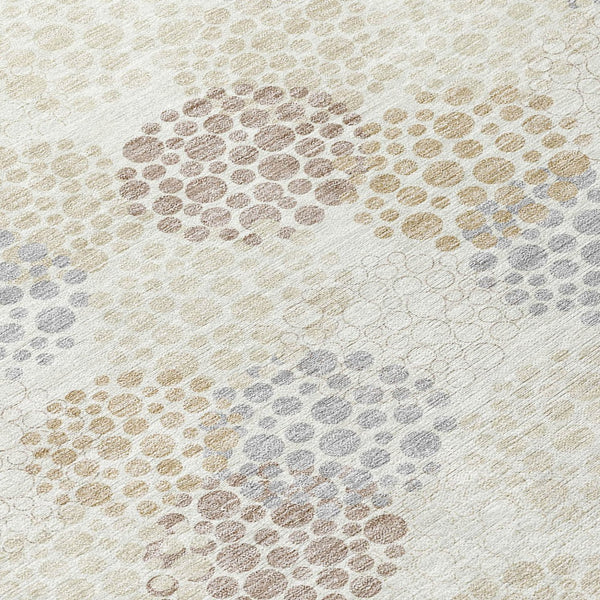Homeroots 3' Beige Green And Ivory Polka Dot Washable Area Rug - Perfect For Indoor Or Outdoor Spaces! 8' Round Polyester 594258