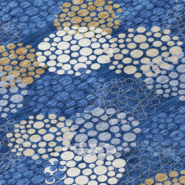 Homeroots 3' Beige Green And Ivory Polka Dot Washable Area Rug - Perfect For Indoor Or Outdoor Spaces! 8' Round Polyester 594264