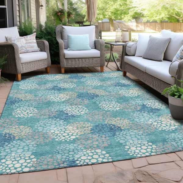 Homeroots 3' Beige Green And Ivory Polka Dot Washable Area Rug - Perfect For Indoor Or Outdoor Spaces! 5' X 8' Polyester 594287