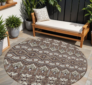Homeroots 3' Stylish Moroccan Area Rug In Artichoke Green, Gray & Ivory - Washable For Indoor & Outdoor Use 8' Round Polyester 594300