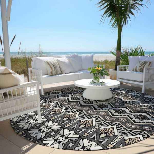 Homeroots 3' Stylish Moroccan Area Rug In Artichoke Green, Gray & Ivory - Washable For Indoor & Outdoor Use 8' Round Polyester 594312