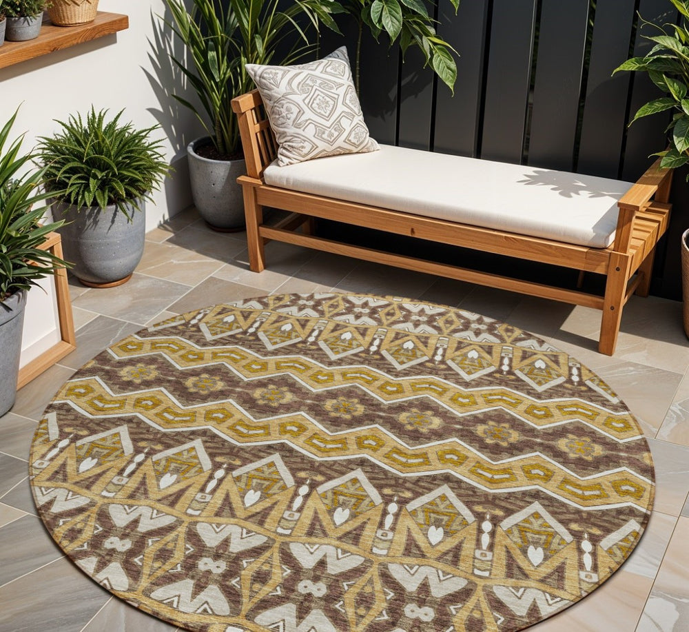 HomeRoots 5' Moroccan-Inspired Washable Area Rug in Gold, Brown & Beige for Indoor/Outdoor Versatility & Style 8' Round 594324