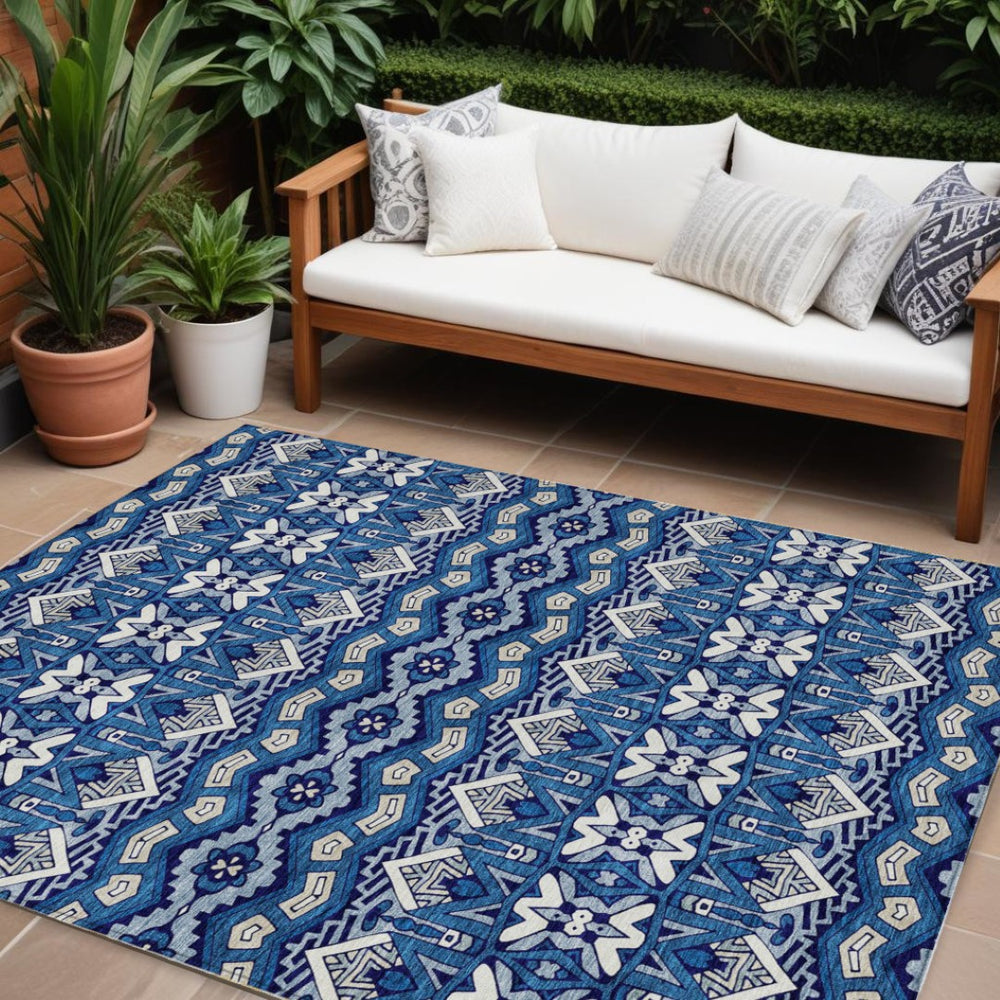 HomeRoots 9' Navy Blue and Ivory Moroccan Area Rug – Stylish, Washable, Durable for Indoor & Outdoor Spaces 9' X 12' 594338