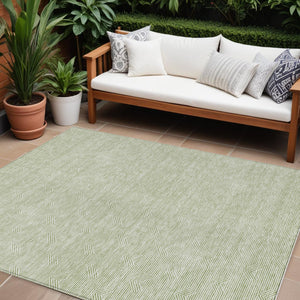 Homeroots 3' Artichoke Green & Ivory Geometric Washable Area Rug For Indoor And Outdoor Spaces, Durable Design 9' X 12' Polyester 594362