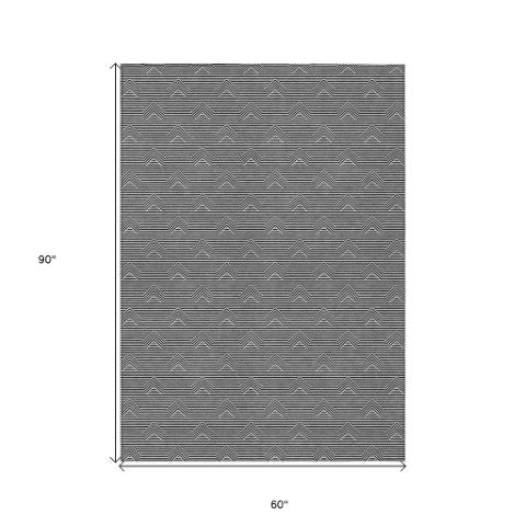 Homeroots 3' Artichoke Green & Ivory Geometric Washable Area Rug For Indoor And Outdoor Spaces, Durable Design 5' X 8' Polyester 594365