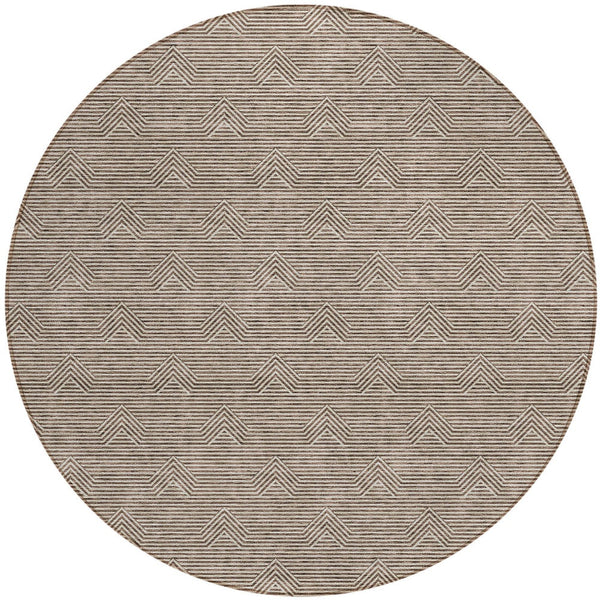 Homeroots 3' Artichoke Green & Ivory Geometric Washable Area Rug For Indoor And Outdoor Spaces, Durable Design 8' Round Polyester 594373