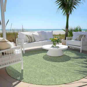 Homeroots 3' Artichoke Green & Ivory Geometric Washable Area Rug For Indoor And Outdoor Spaces, Durable Design 8' Round Polyester 594385