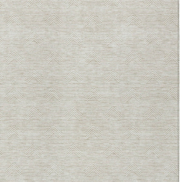 Homeroots 3' Artichoke Green & Ivory Geometric Washable Area Rug For Indoor And Outdoor Spaces, Durable Design 3' X 5' Polyester 594395